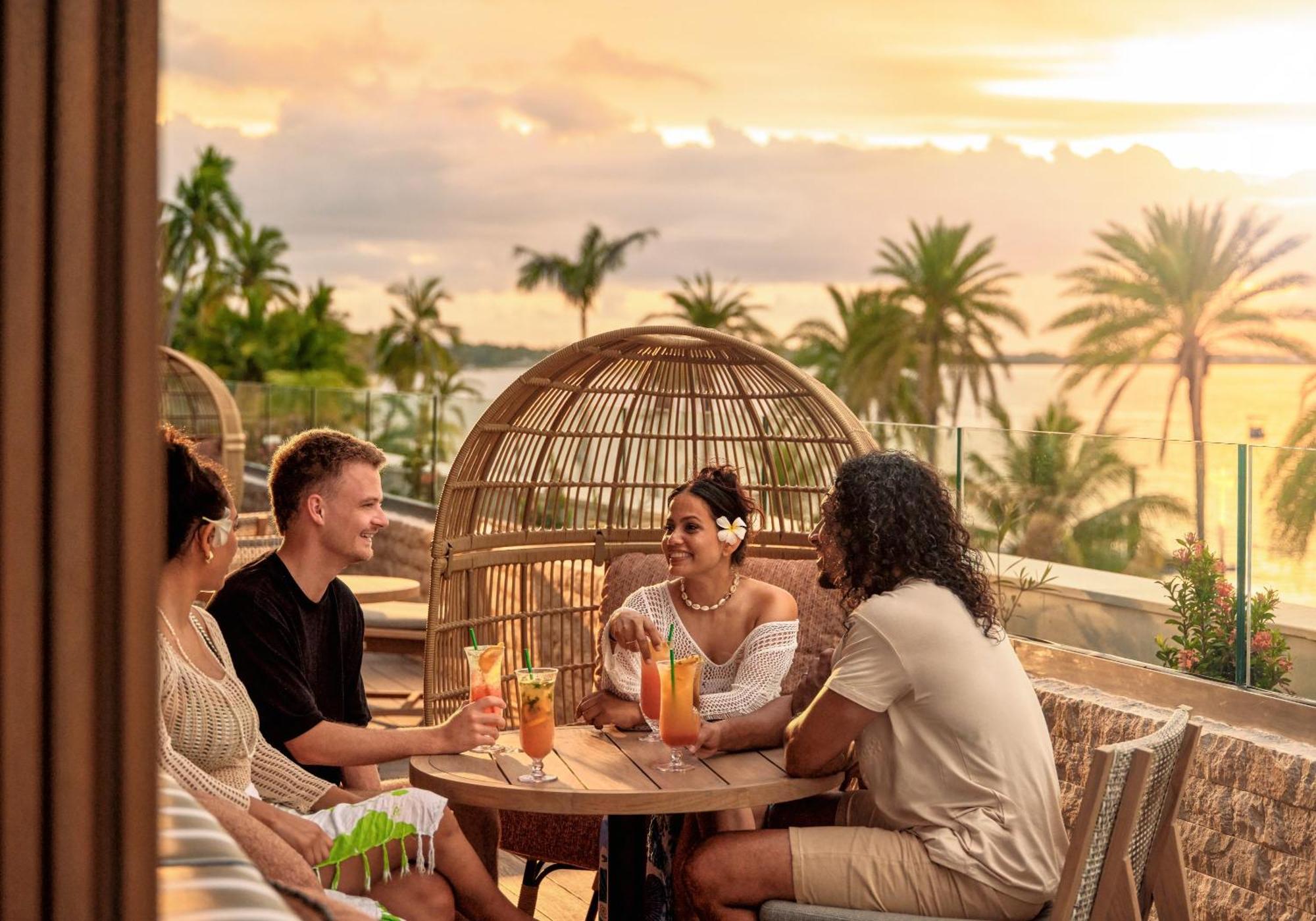 Crowne Plaza Fiji Nadi Bay Resort & Spa, An Ihg Hotel Exterior foto