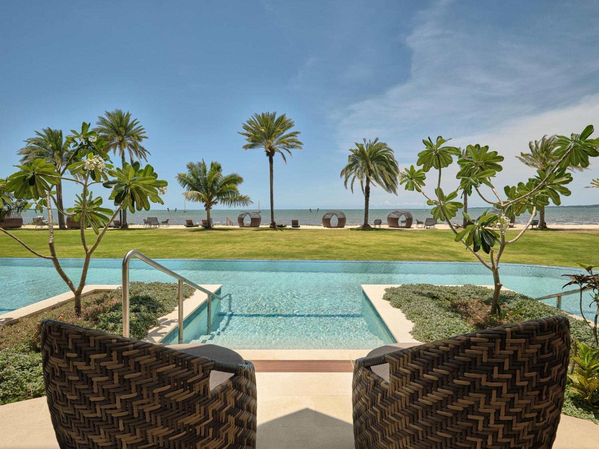 Crowne Plaza Fiji Nadi Bay Resort & Spa, An Ihg Hotel Exterior foto